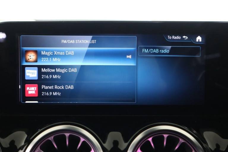 2020 Mercedes-Benz GLA 1.3 GLA200 AMG Line (Premium) 7G-DCT Euro 6 (s/s) 5dr HATCHBACK Petrol Aut...