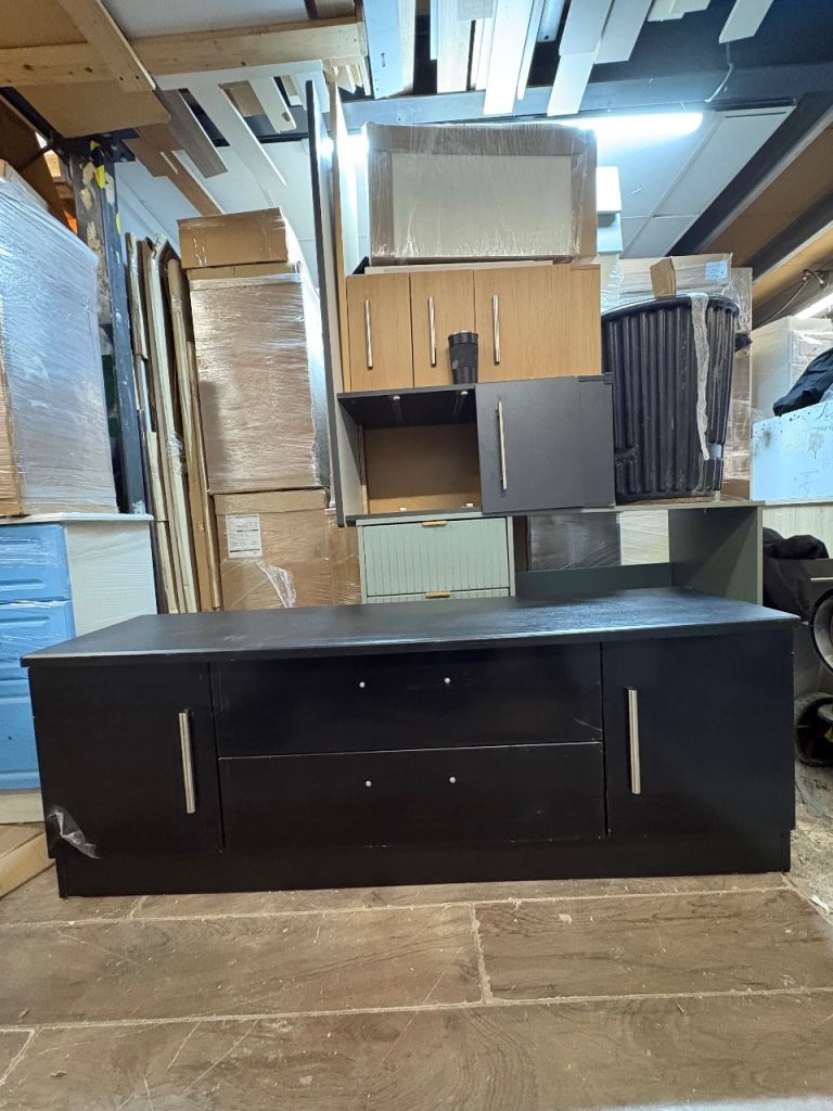 Clearance Knightsbridge 2 door 2 drawer tv unit - Black gloss (protective film applied)