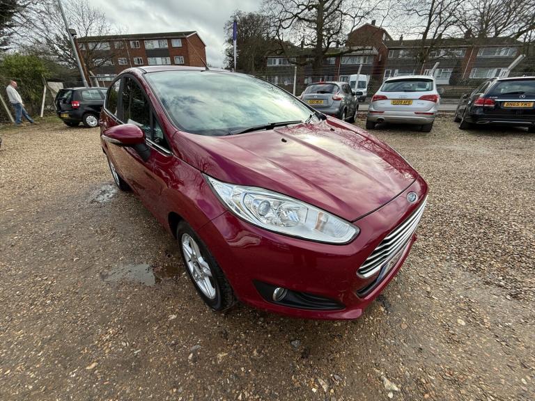 2013 Ford Fiesta 1.6 Zetec 5dr Powershift HATCHBACK Petrol Automatic