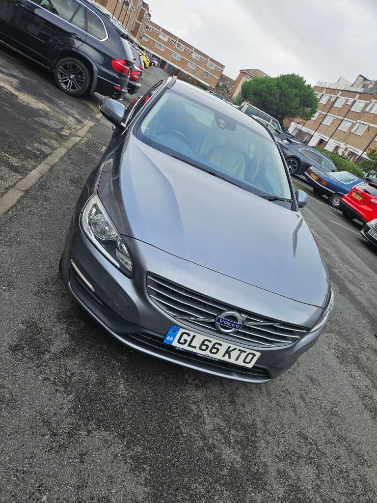 Volvo, V60, Estate, 2016, Manual, 1969 (cc), 5 doors