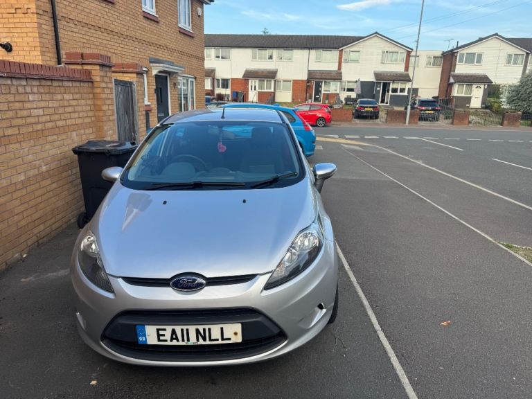 Ford, FIESTA, Hatchback, 2011, Manual, 1242 (cc), 5 doors