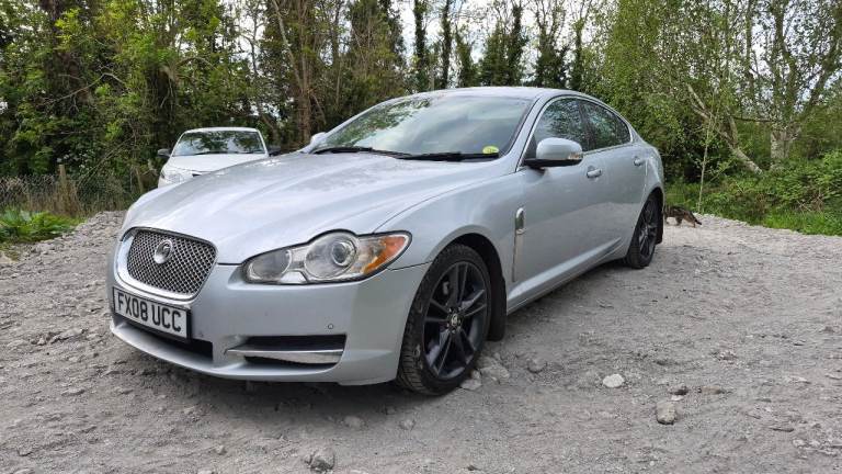Jaguar XF 2.7V6 MOT until October
