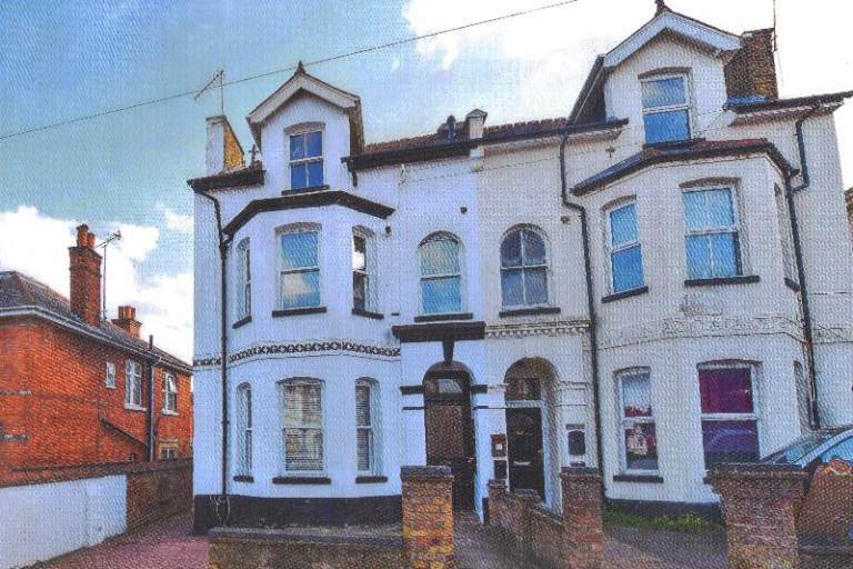 Fantastic 1 Bedroom Apartment, Aldershot GU12 