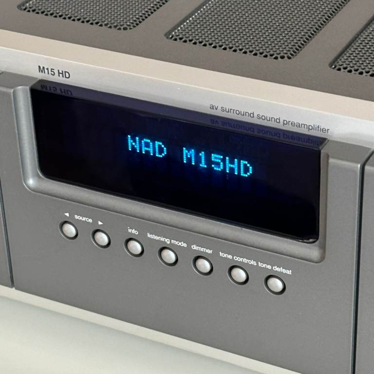 NAD Masters Series M15 HD - Pre Amplifier / Processor - 7.2 Channel - Titanium