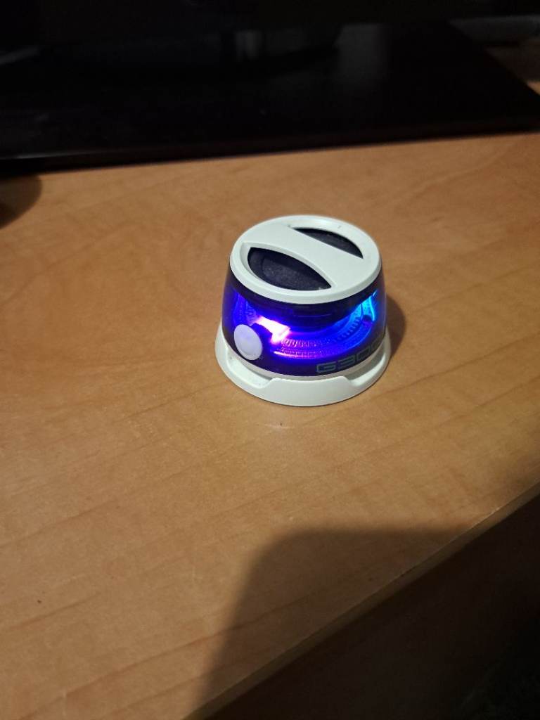 🔊 G300 Mini Magnetic Bluetooth Speaker (Universal Phone Compatible