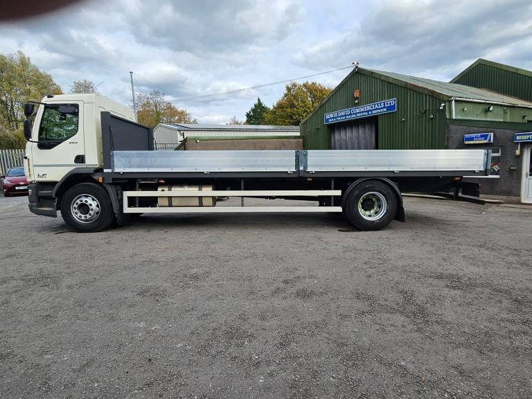 2017 DAF 18 Ton drop side/ scaffold/low miles/ new mot/ warranty/ UK delivery