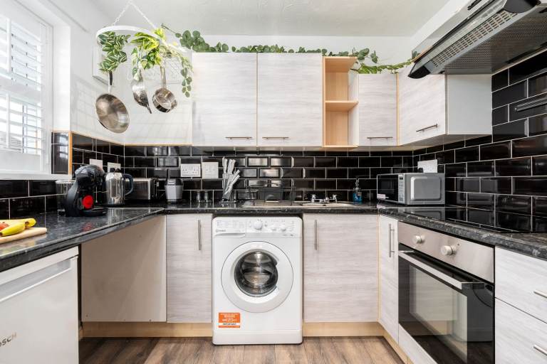 Queens Road, Weybridge, Surrey, KT13