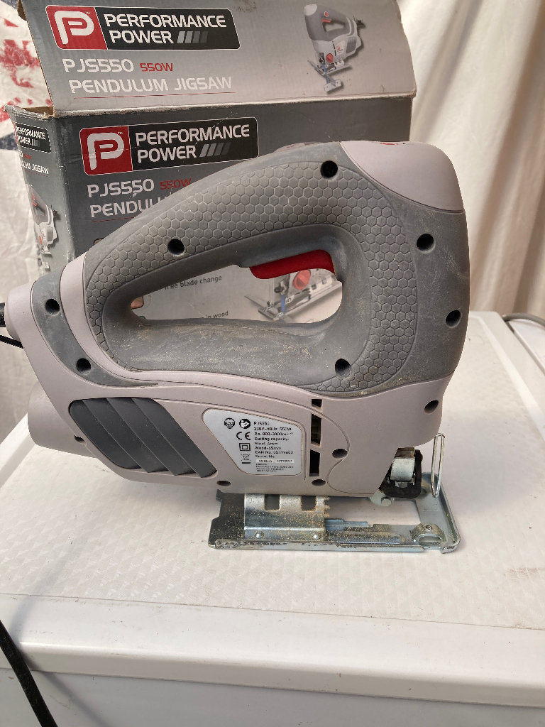 Pendulum Jigsaw, 550w