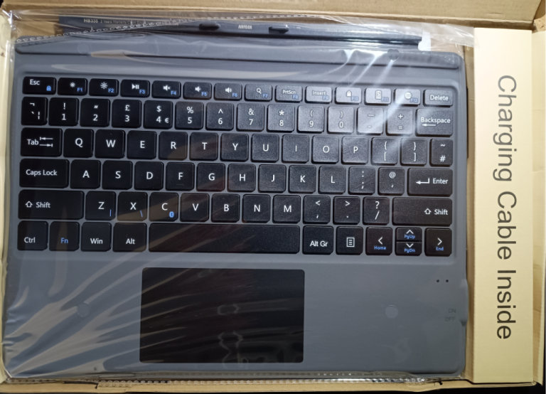 Surface Pro 8/9 &  Pro X 3/2/1 - Bluetooth Keyboard (Microsoft Type Cover) - ** NEW **