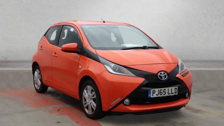 2016 Toyota AYGO 1.0 VVT-i x-pression x-wave 5dr Petrol x-shift Euro 5 Euro 5 (68 ps) Hatchback P...