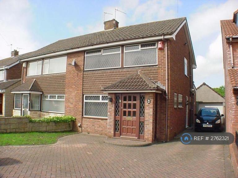 3 bedroom house in Evercreech Road, Bristol, BS14 (3 bed) (#2762321)