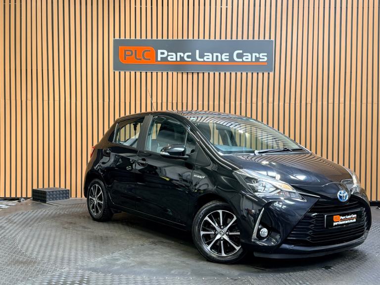 2019 Toyota Yaris 1.5 VVT-h Icon Tech Hatchback 5dr Petrol Hybrid E-CVT -