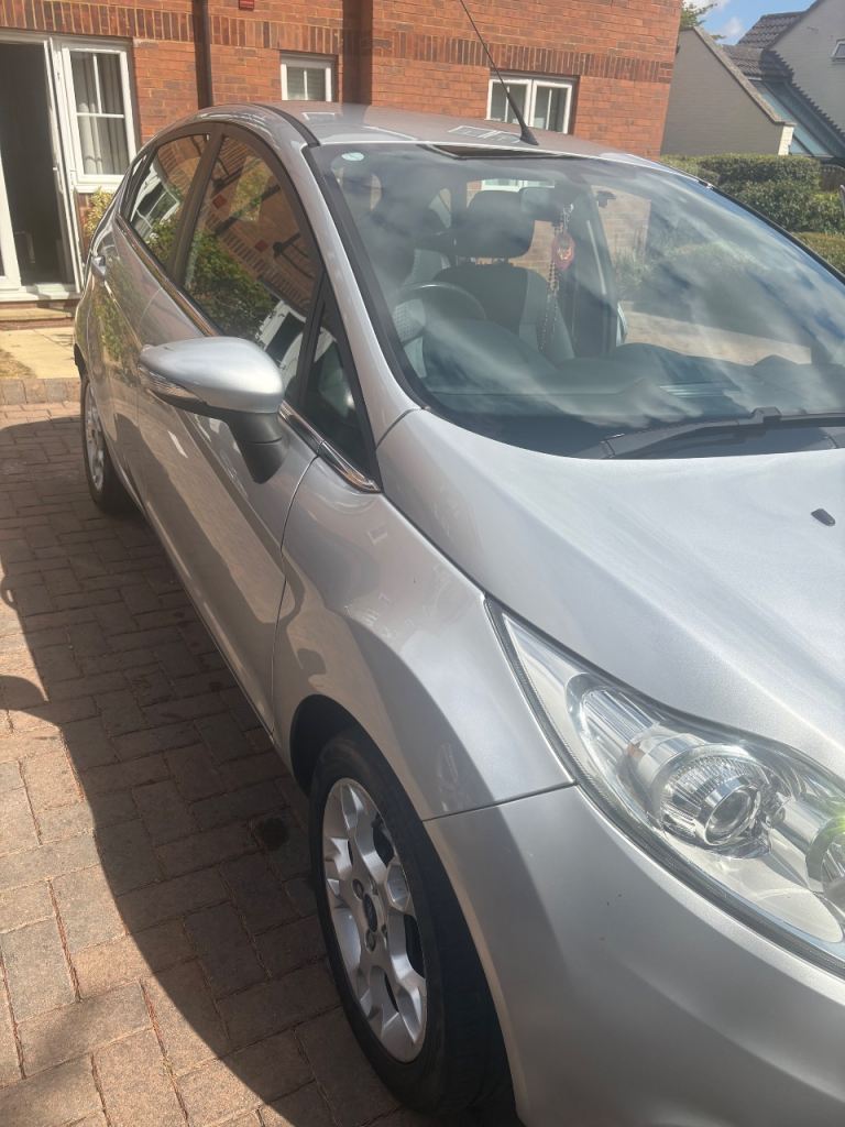 Ford, FIESTA, Hatchback, 2012, Manual, 1242 (cc), 5 doors