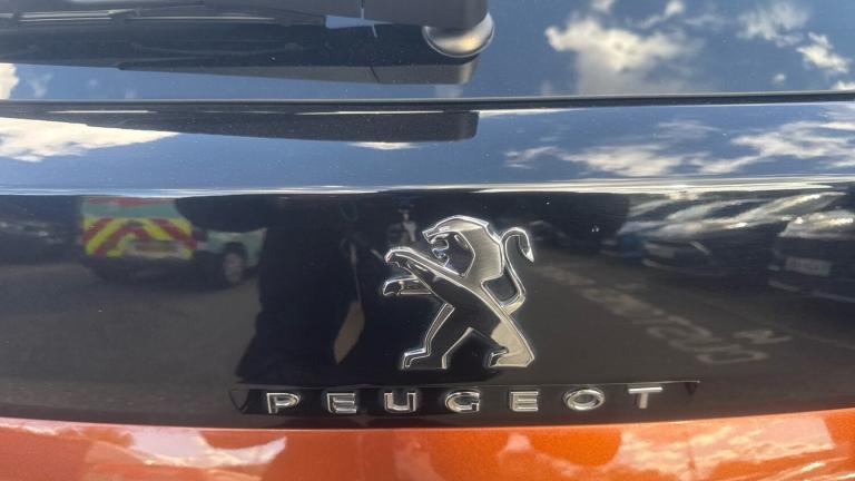2019 Peugeot 3008 1.2 PureTech Allure EAT Euro 6 (s/s) 5dr SUV Petrol Automatic