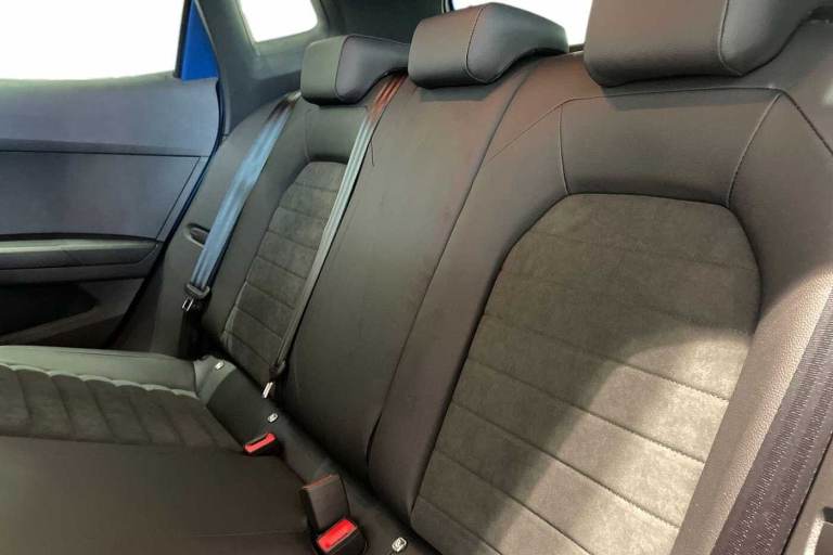 2025 SEAT Arona 1.0 TSI 115 FR Sport 5dr DSG SUV Petrol Automatic