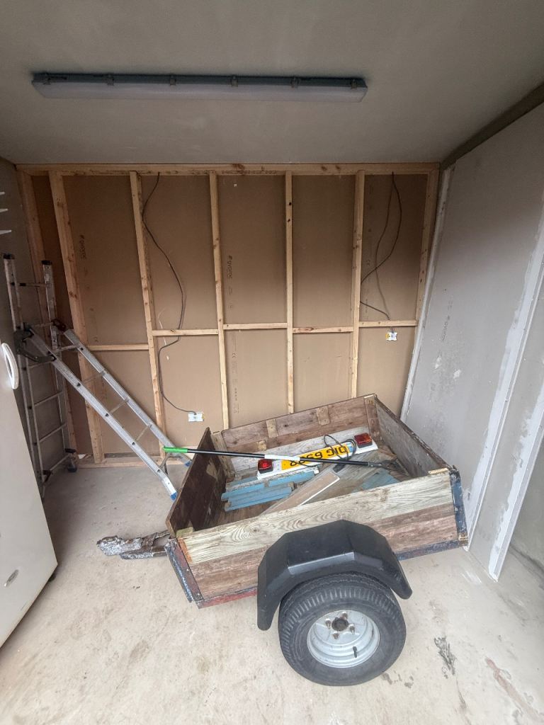 Car trailer