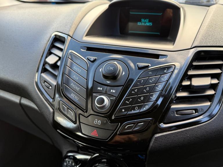 2013 Ford Fiesta 1.25 82 Zetec 5dr HATCHBACK Petrol Manual