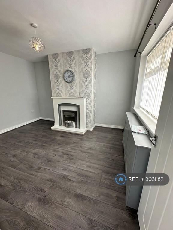 3 bedroom house in Elephant Lane, St Helens, WA9 (3 bed) (#3031182)