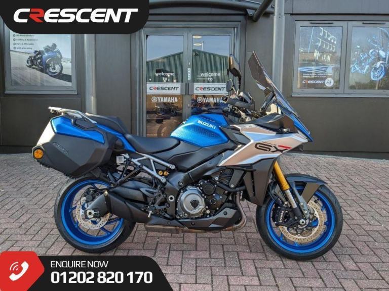 SUZUKI GSX-S1000GX+ 2024 - 1 OWNER - PANNIERS - YOSHIMURA- PUIG SCREEN- SERVICED