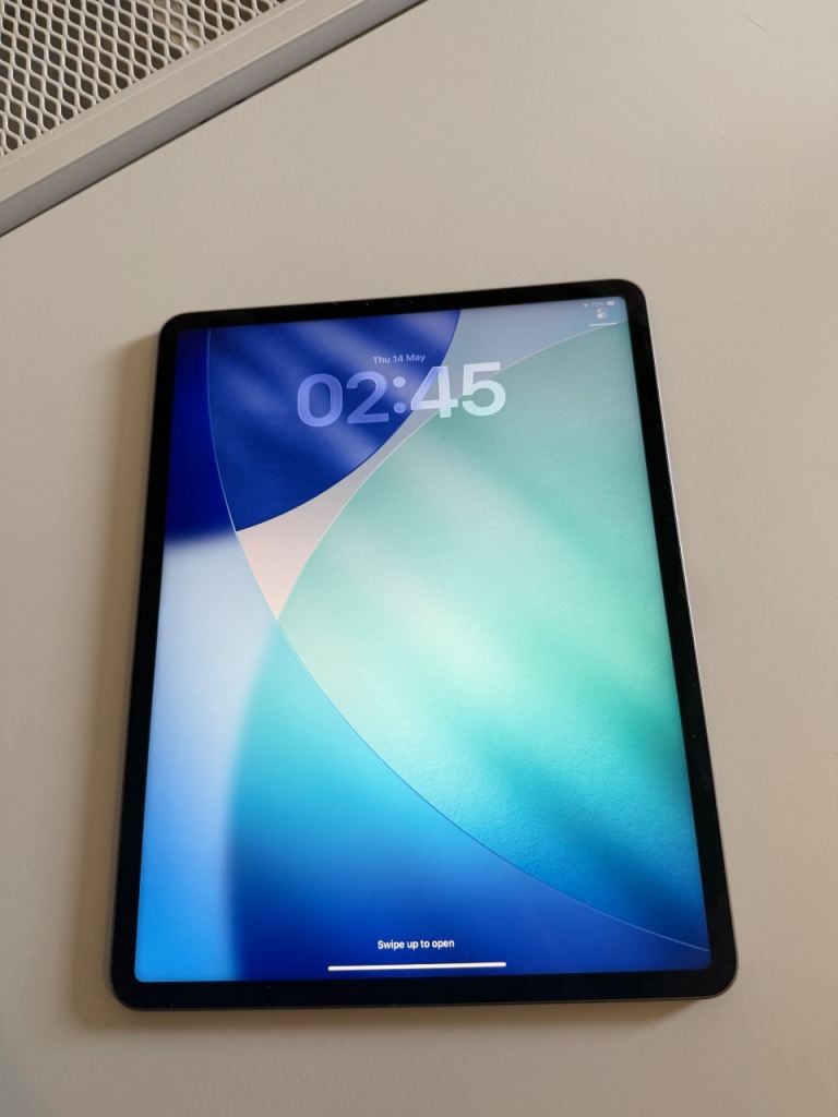 Apple IPad Pro 12’9 5th Generation 256GB - Amazing Condition✨