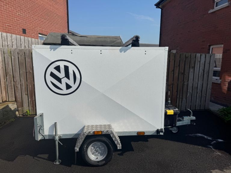 CSM 750kg Braked Enclosed Box Trailer - Roller Shutter Door