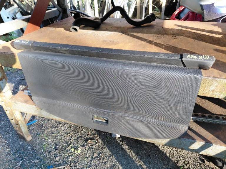 SEAT ALTEA XL	2009-15		SLIDING  PARCEL SHELF