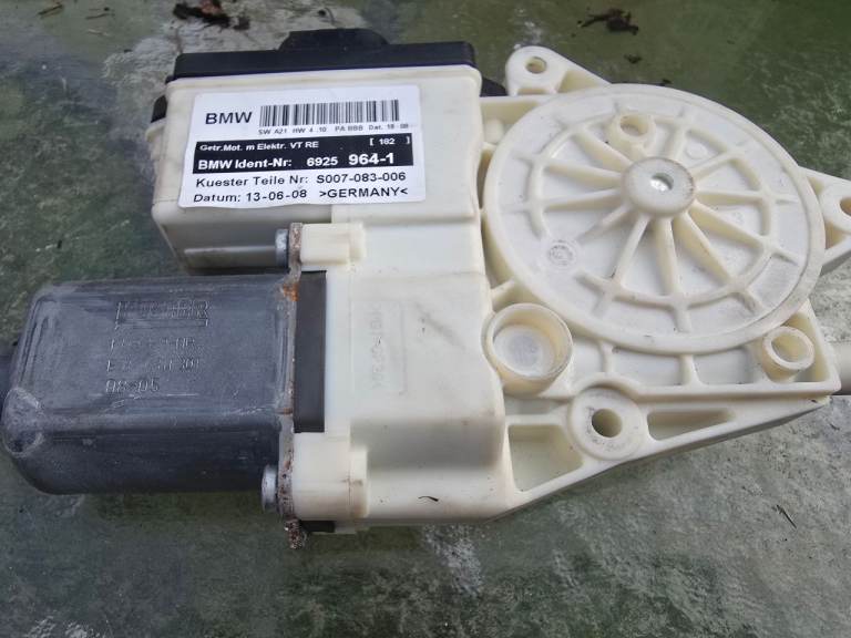 BMW X3 E83 Window Motor Driver Side