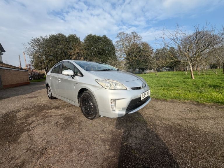 Toyota, PRIUS HYBRID, 2015, 1797 (cc)
