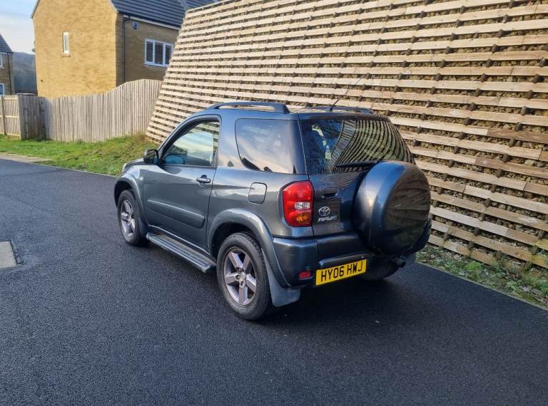 2006 TOYOTA RAV4 XT-R 4WD 2.0 D-4D FULLY LOADED GOOD CONDITION CHEAP RUNAROUND RELIABLE ENGINE