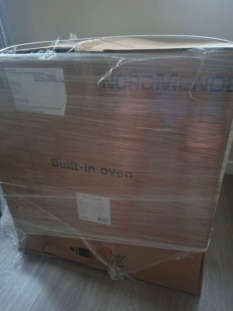 NordMende Built-in 72L Multifunction Oven SOC527BL – Brand New