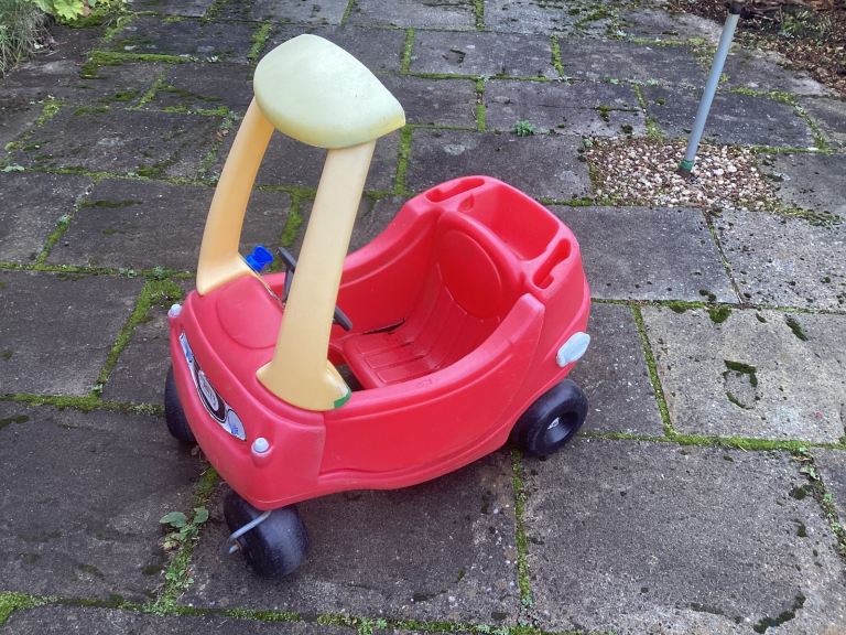 Outdoor toy car - FREE