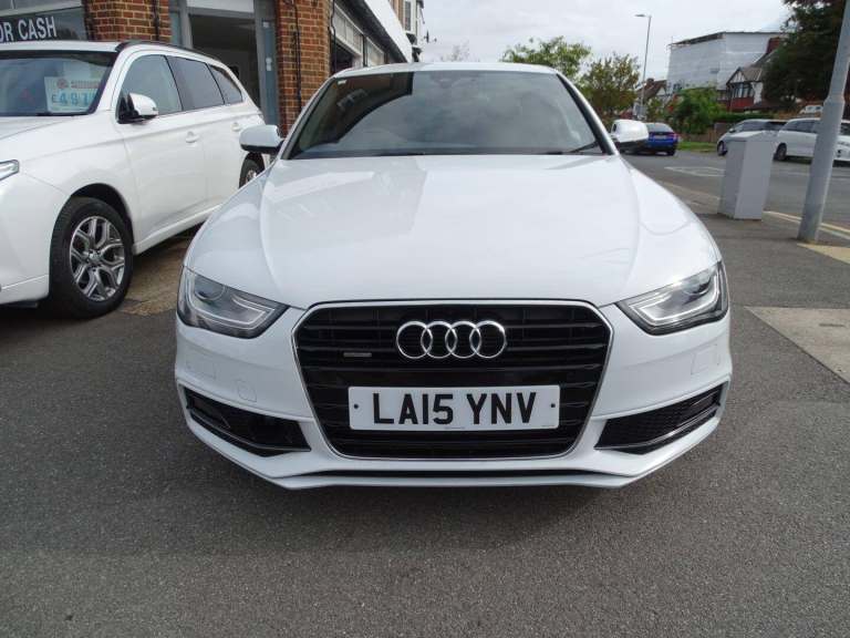 Audi A4 2.0 TFSI S line Saloon 4dr Petrol S Tronic quattro Euro 6 (s/s) (252 ps) Petrol Automatic