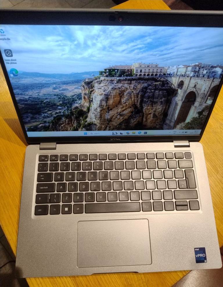 Dell Latitude Business Laptop i5 12th gen 16GB  RAM 256 GB SSD windows 11 pro Office 2021 