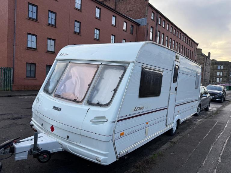 FOR SALE MY CARAVAN LUNAR LEXON EB 4 BERTH FIXED BED 