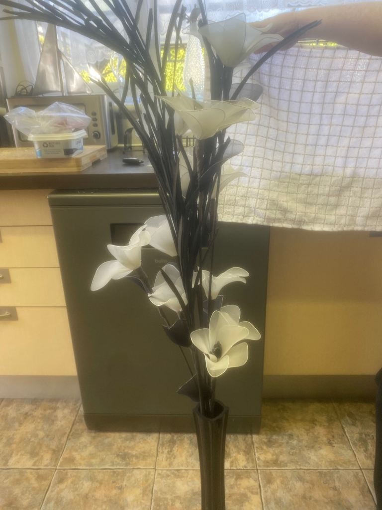 Vase with flowers 