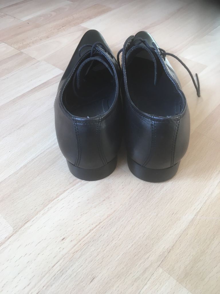 2 pairs of mens shoes size 8