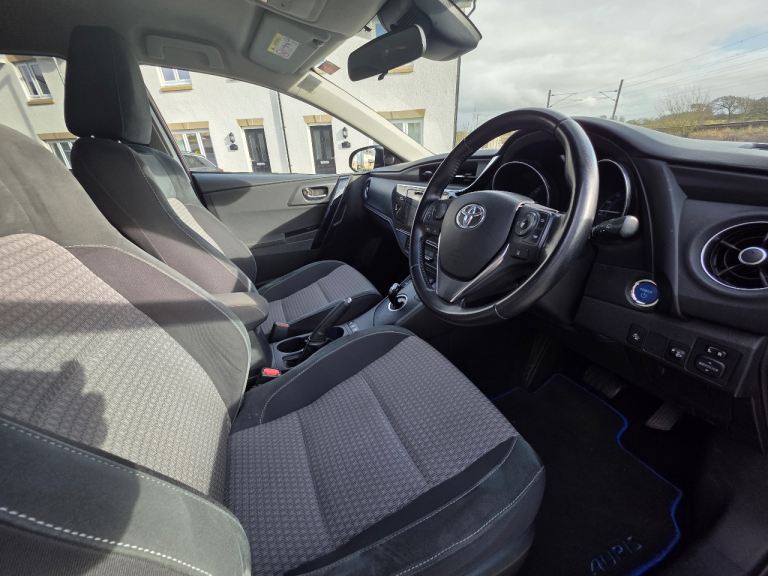 Toyota Auris – Excellent Condition – 1 Year MOT