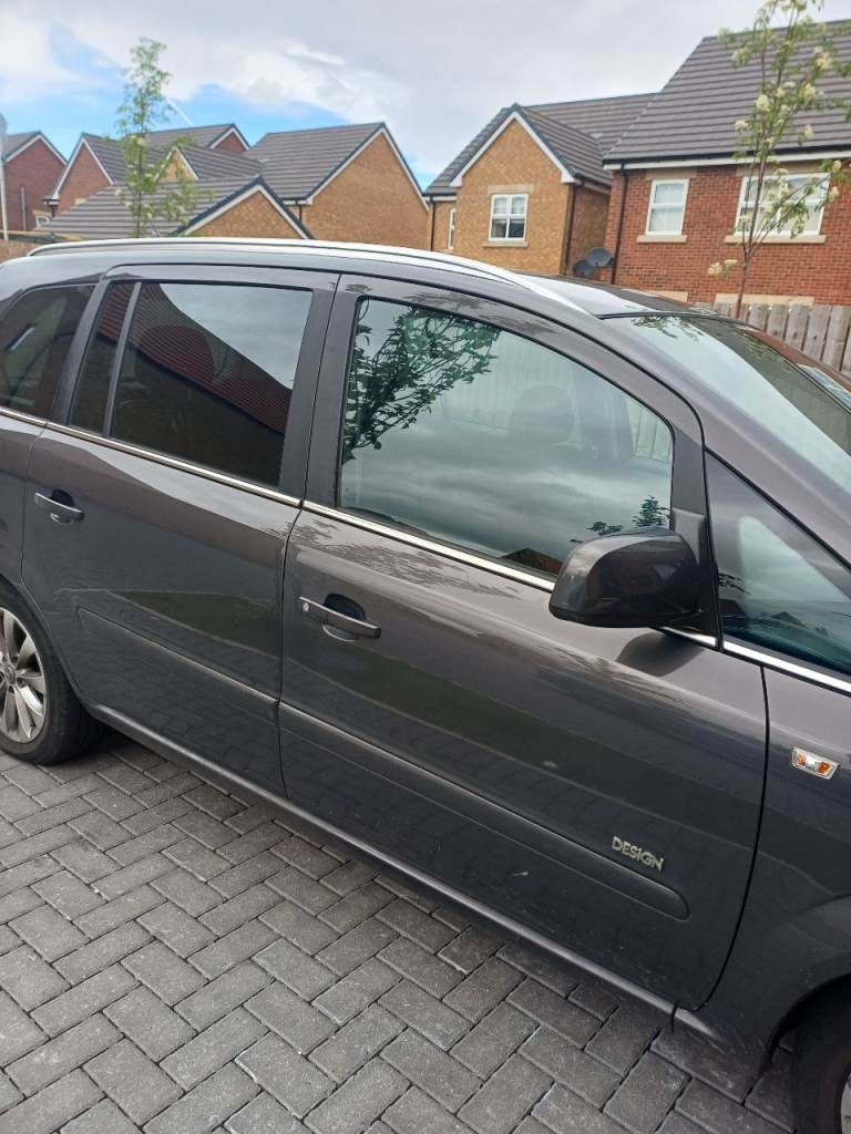 Vauxhall, ZAFIRA, MPV, 2013, Manual, 1686 (cc), 5 doors