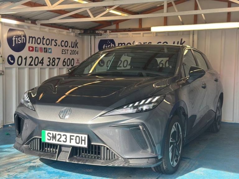 2023 23 MG MG4 51KWH SE HATCHBACK 5DR ELECTRIC AUTO (170 PS) 1 OWNER SH 2 KEYS