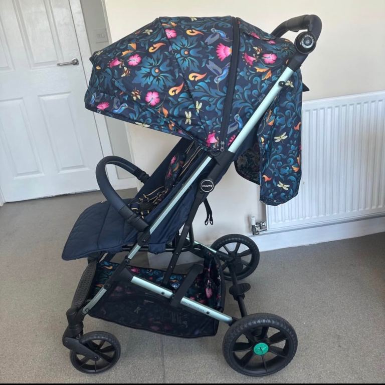 Cosstto kids pram twice times uesd like new with nerve been used rain cover & moscato net