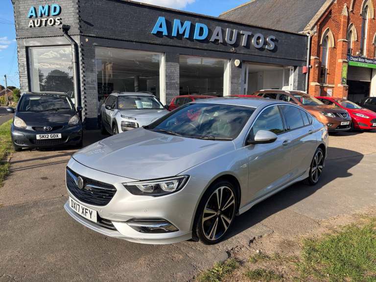 2017 Vauxhall Insignia 2.0 Turbo D SRi Vx-line Nav 5dr HATCHBACK Diesel Manual