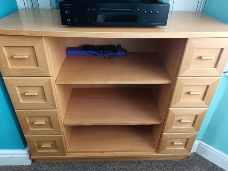 TV/Hi FI Cabinet 