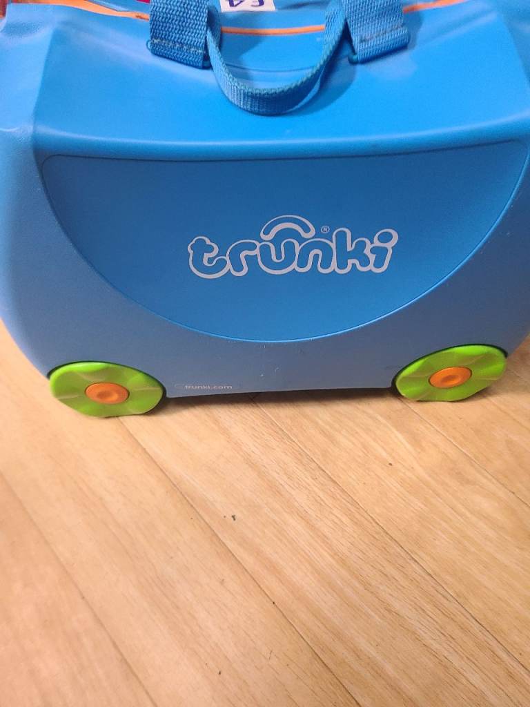 Kids trunki
