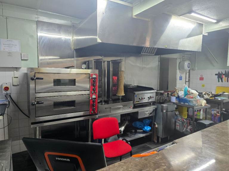 SHOP CLOSURE SALE – COMMERCIAL CATERING EQUIPMENT & FRIDGES FOR SALE