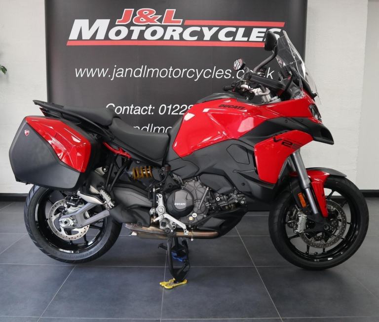 Ducati Multistrada V2 S Travel. 2025 MY. Remainder Of Manufacturers Warranty