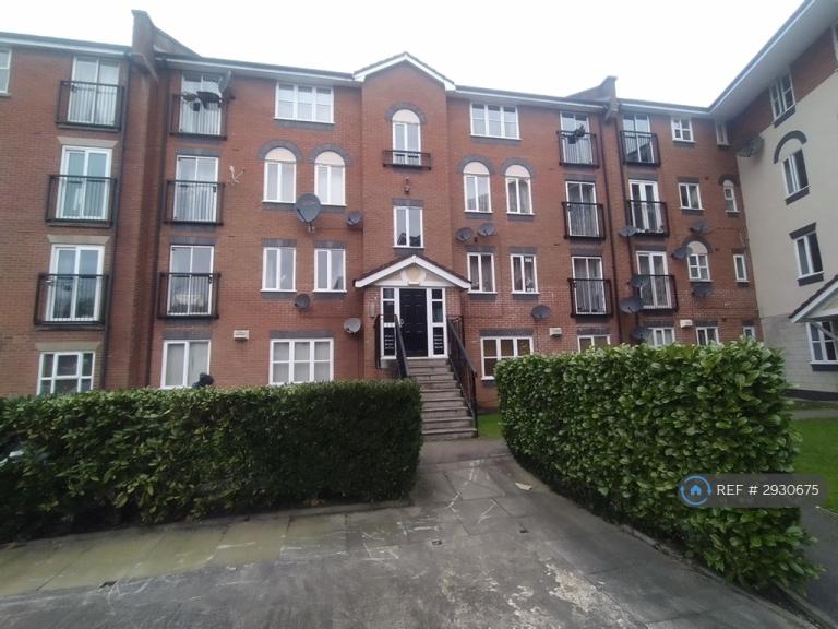 2 bedroom flat in St. Davids Court, Manchester, M8 (2 bed) (#2930675)