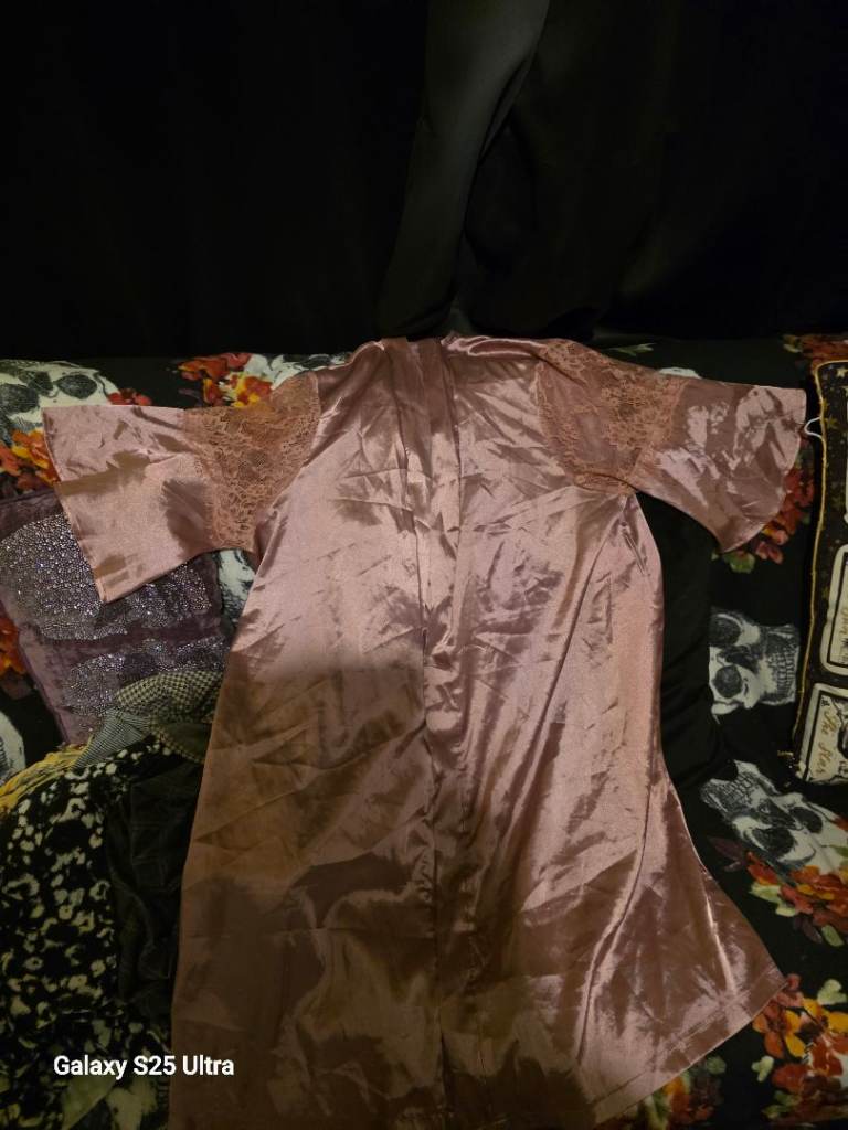 Rose Pink Silk Effect Knee length Dressing Gown 