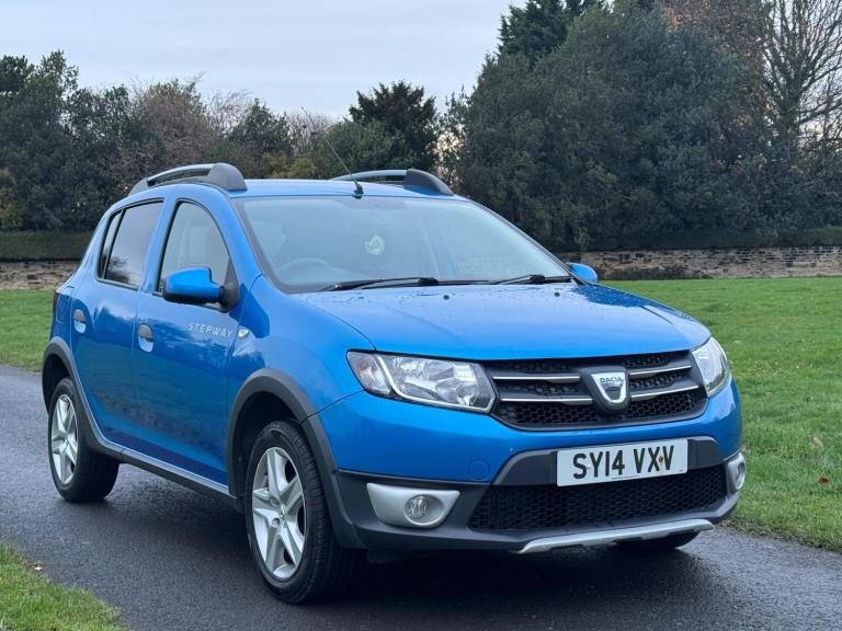 2014 Dacia Sandero Stepway 1.5 dCi Laureate Euro 5 5dr HATCHBACK Diesel Manual