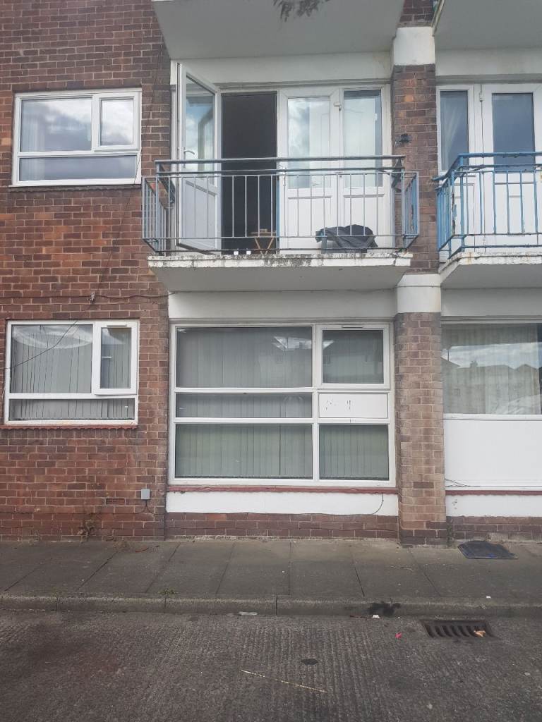 Flat to rent 