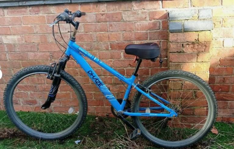 Apollo Phaze Blue Medium Mountain Bike £200 new from Hallfords! VGC UNISEX